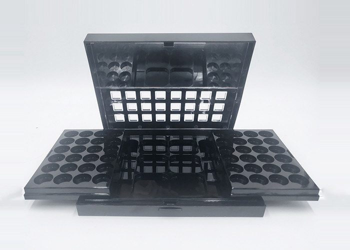 อายแชโดว์แบบพาเลทเปล่าแบบกำหนดเองสีดำแบบหลายกริด 3 ชั้นที่ออกแบบมา